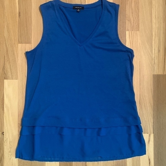VERVE Ami V-neck Blue Blouse Tank Top with Layered Hem on Bottom Women’s M - Picture 1 of 11